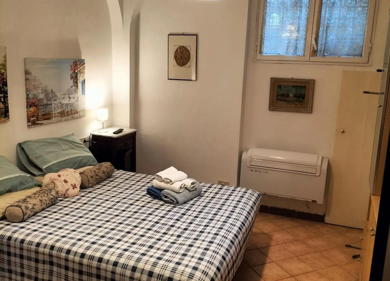 Florentine Style Apartment In San Frediano Florencie